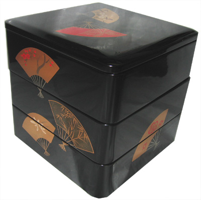 木製扇面ﾐｶﾞｷ蒔絵三段重漆塗/重箱